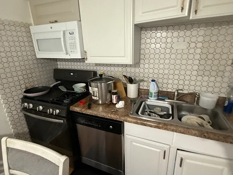 10310 Mansfield Ave #2S — Photo 3