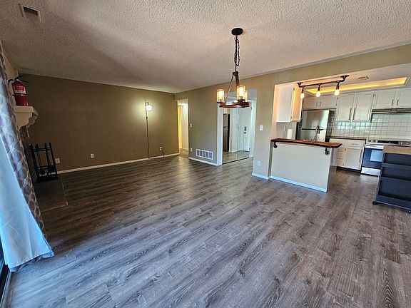 4th image of 144 W Rockrimmon Blvd APT 203