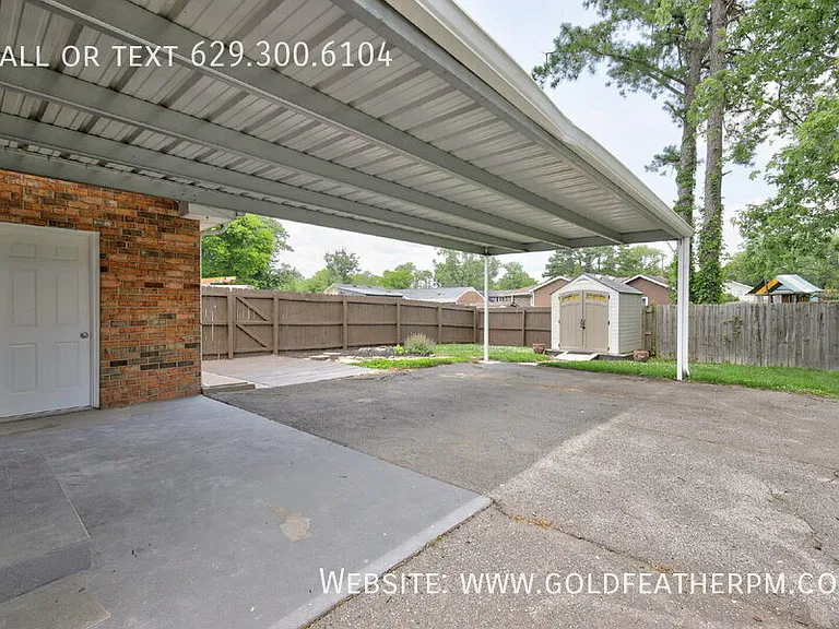 109B Harrow Ct — Photo 34