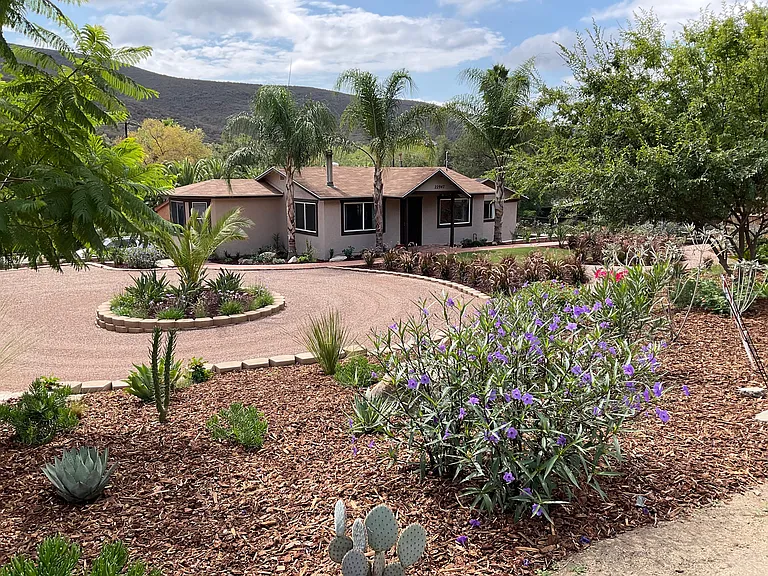 22947 San Vicente Rd — Photo 2