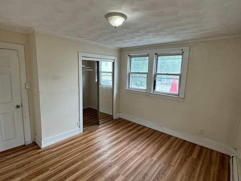 18 Cedar St Lynn MA Zillow