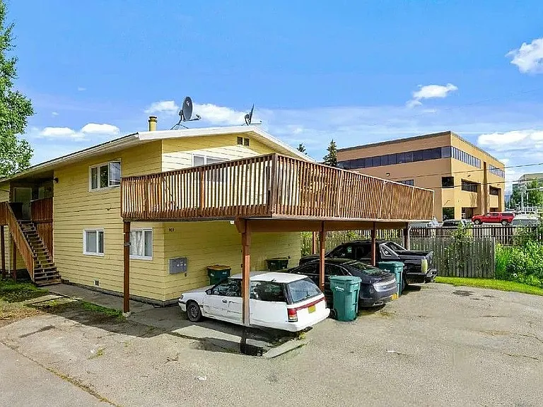903 W 40th Ave #1 — Photo 20