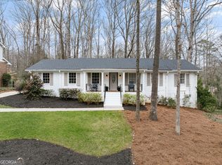 330 W Spalding Dr, Atlanta, GA 30328
