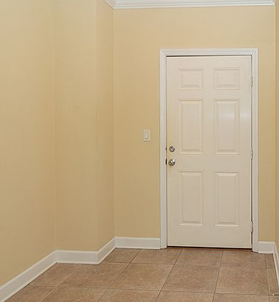 2nd image of 113 Brooks St #102