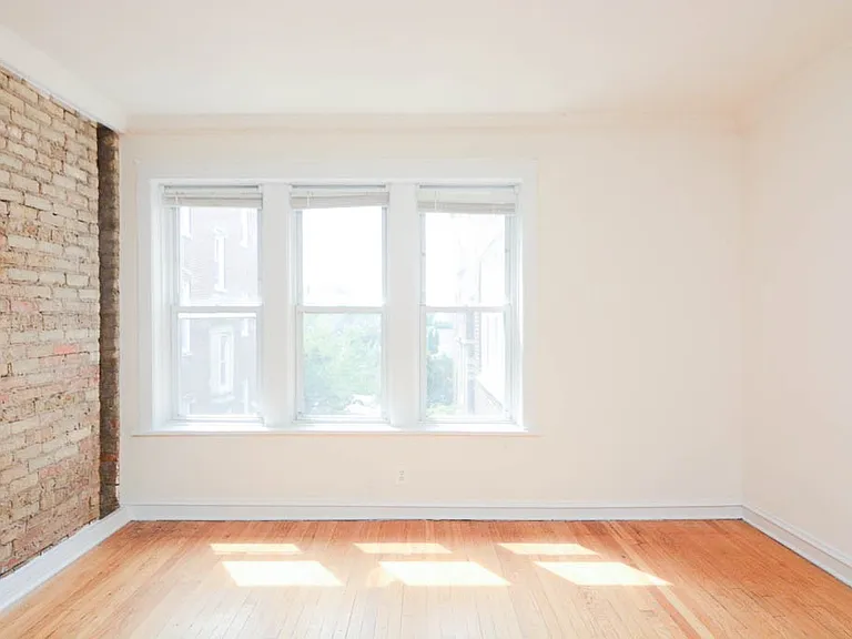 3042 W Wellington Ave #3 — Photo 13