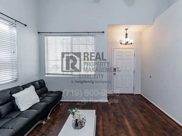 2214 Cowhand Pl — Photo 4