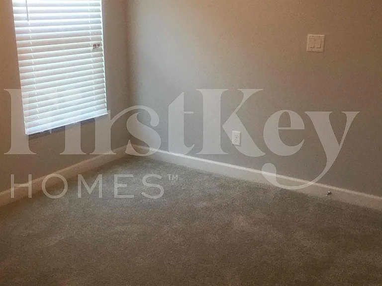 328 SW Ridgecrest Dr — Photo 32
