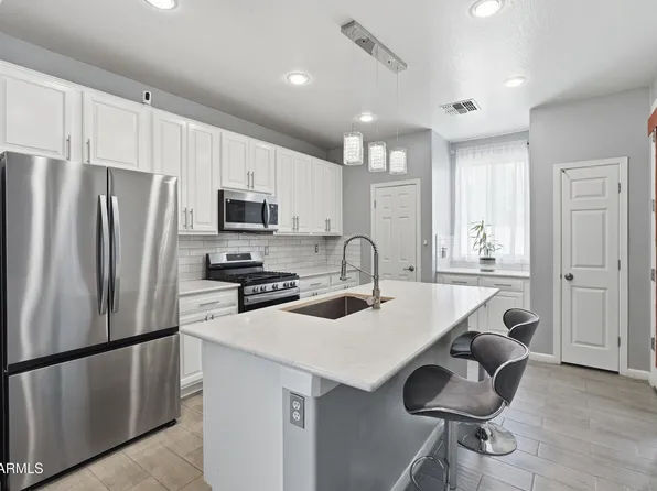 5322 W Coles Road, Laveen, AZ 85339