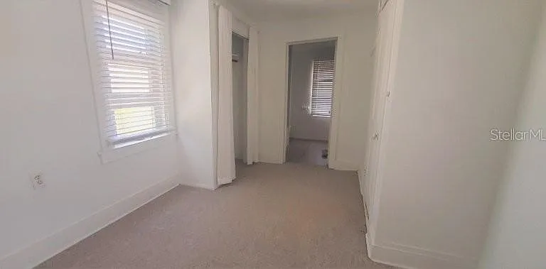 457 W Marion Ave #B — Photo 11