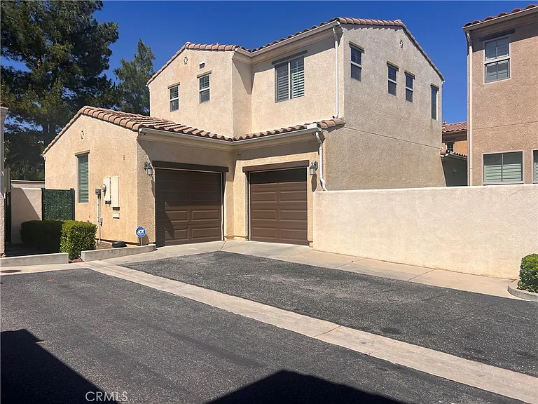 20251 Livorno Way — Photo 34