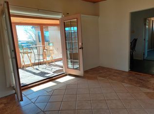 5A La Cumbre Ln, Santa Fe, NM 87507