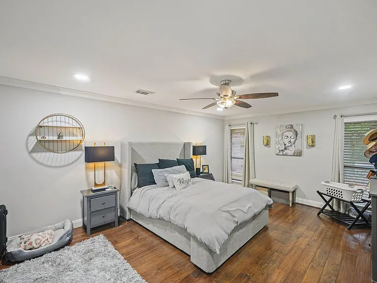 15831 Ridge Park Dr — Photo 10