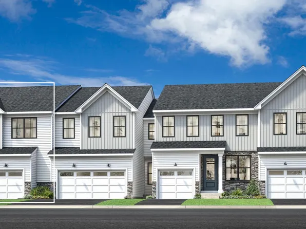 25 Grayson Ln, Downingtown, PA 19335