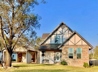501 N Wolfley St, Elk City, OK 73644