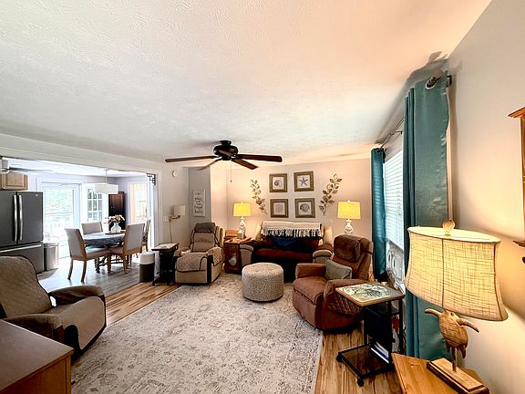 4th image of 7 Sawyer Street #2