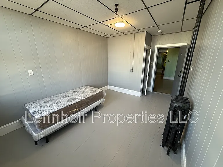 82-86 S Broadway #11 — Photo 3