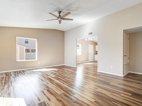 4th image of 3774 Cattle Dr NE