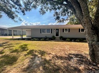 69 Connor Levee Rd, Tichnor, AR 72166