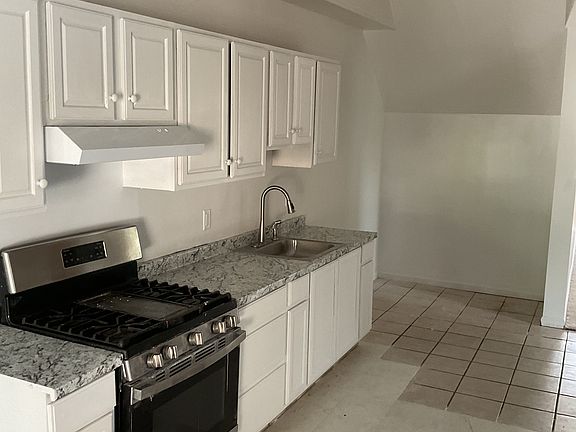 5th image of 5 Gould Pl APT 1