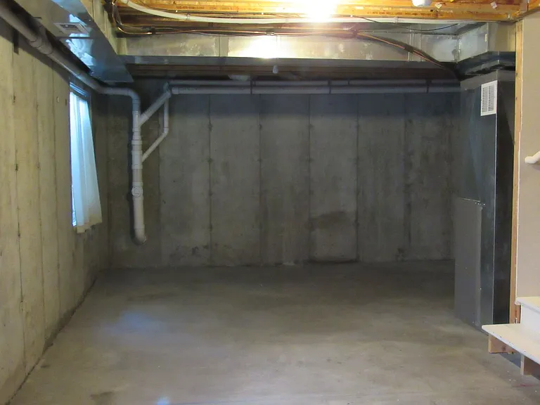 3850 Sweetbrier St — Photo 26