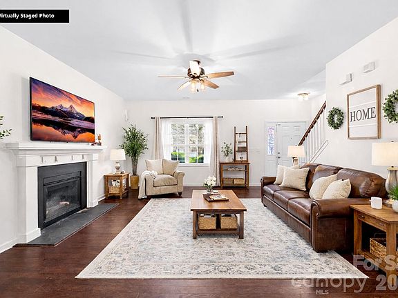 3rd image of 1656 Beleek Ridge Ln