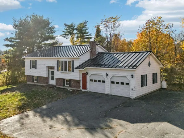 14 Axtell Drive, Oakland, ME 04963