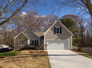 1070 Leighs Brook Way, Dacula, GA 30019