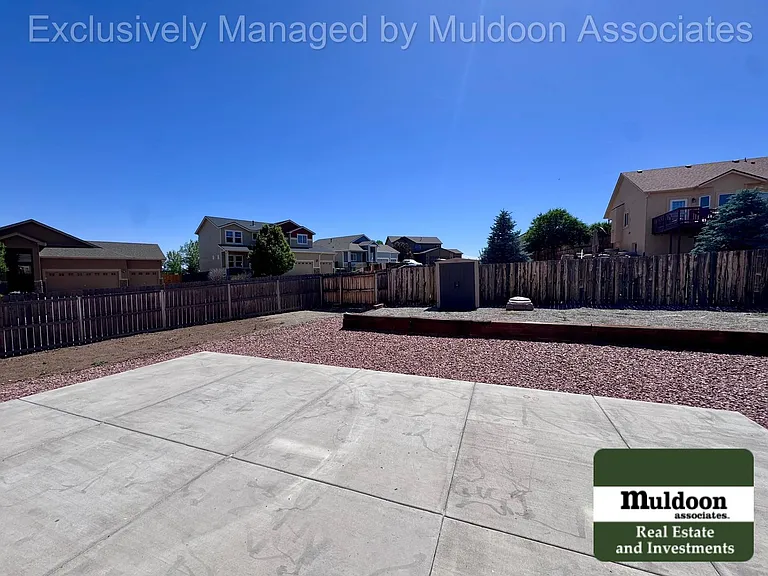 7696 Bonterra Ln — Photo 33