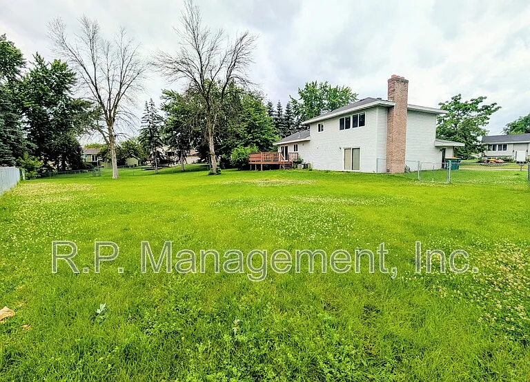 4382 Rosebriar Ave — Photo 2