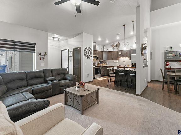 2nd image of 6162 S Alki Pl