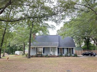 2315 Treetop Ln, Sumter, SC 29154
