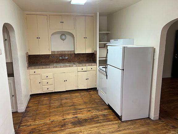 5th image of 1222-1224 Martin Luther King Ave NE