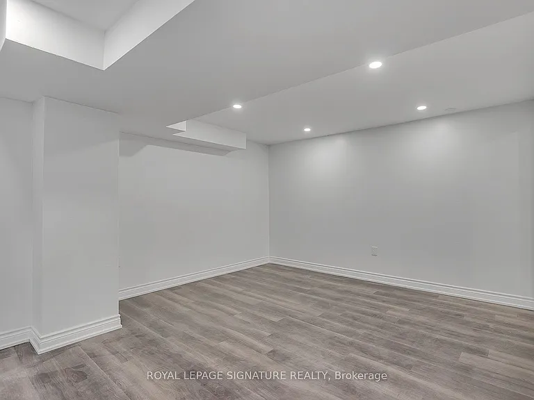 353 Wood Duck Ln #BASEMENT — Photo 13