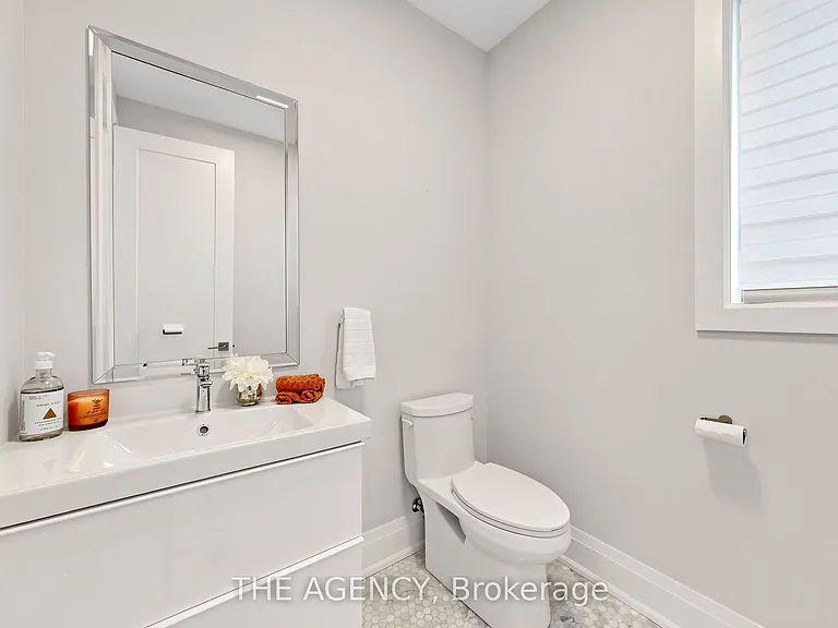32 Conger St — Photo 16