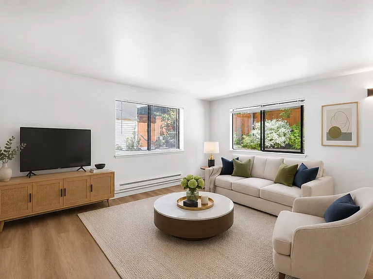 Ballard Heights Apartments — Photo 3