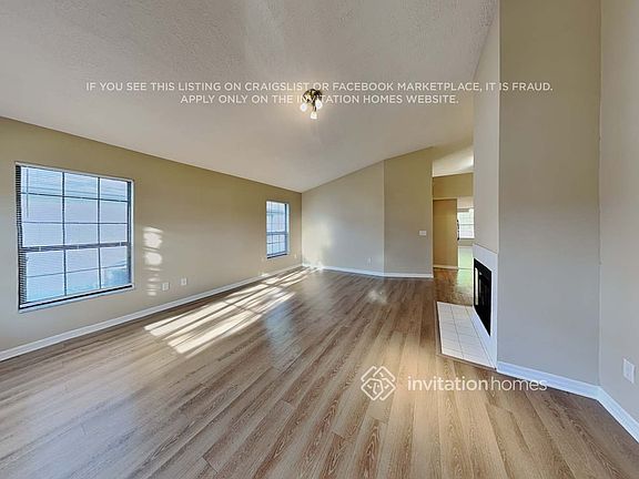 5th image of 1453 Hyde Park Dr