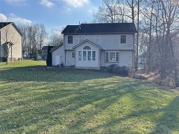 3rd image of 1189 Deepwood Dr