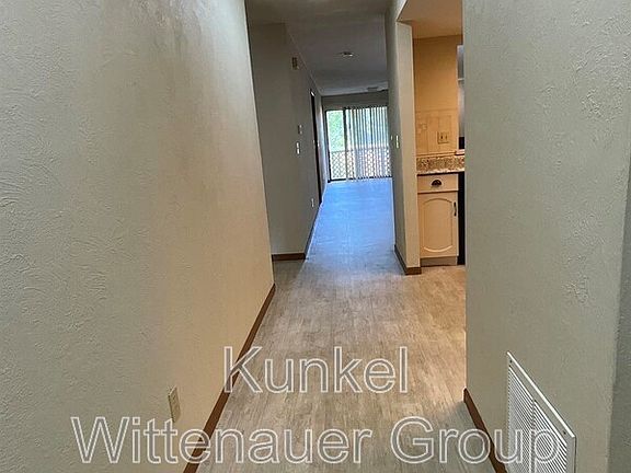 4th image of 222-6 Shoreline Dr