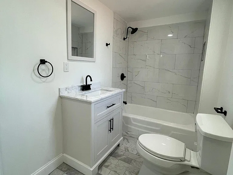 243 Park Ln #1 — Photo 8