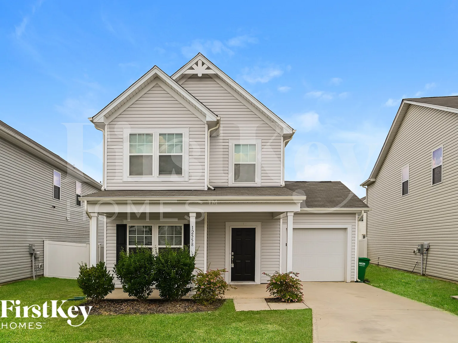 3 bed, 2.5 bath, 2088 sqft, $1,835 — Photo 1