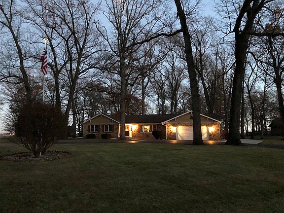2nd image of 494 Kelvyn Dr