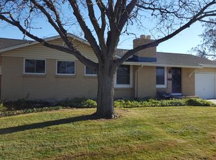 6902 S Clermont Dr, Centennial, CO 80122