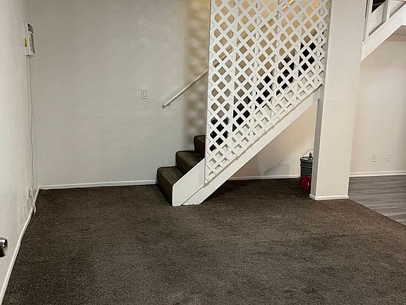 3rd image of 1128 E 6th St APT D