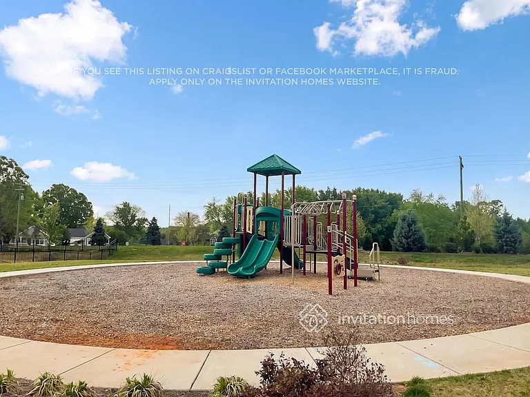 118 Clinton Ct — Photo 21