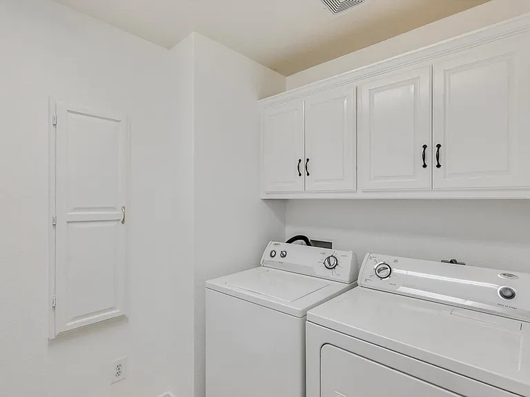 913 Tipton Rd — Photo 38