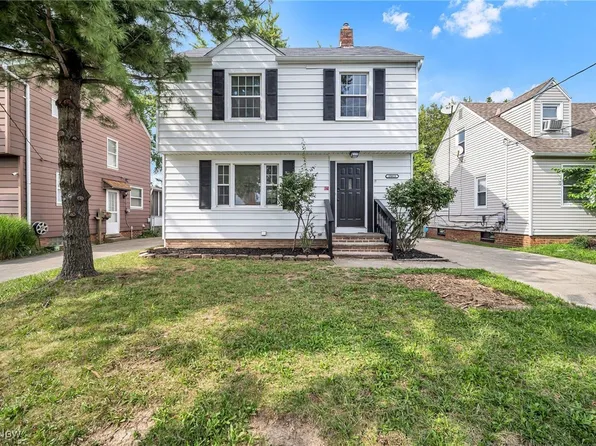 19413 Raymond St, Maple Heights, OH 44137