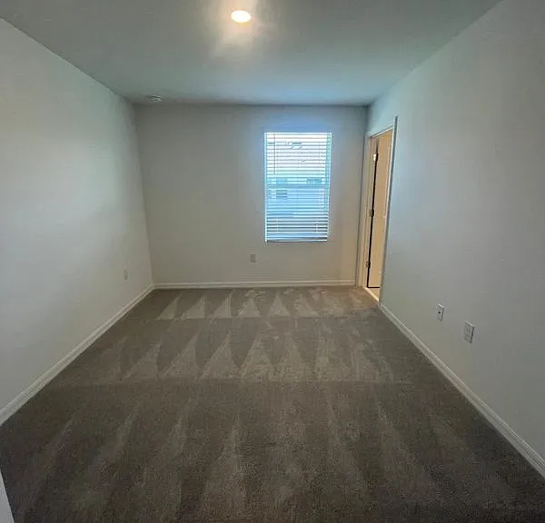 2898 Skyline Loop — Photo 10