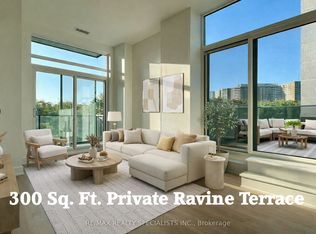 202 Burnhamthorpe Rd E #302, Mississauga, ON L5A3R8