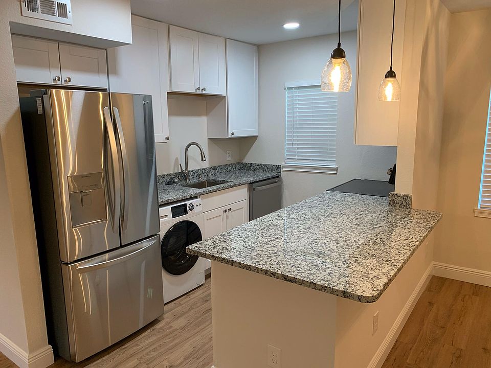 1st image of 316 Bay Run St APT 38