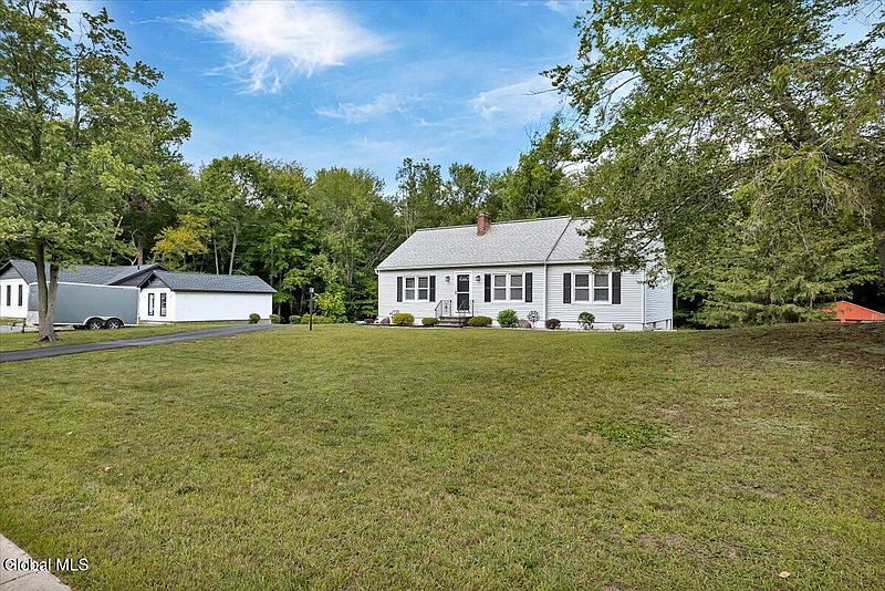 4th image of 537 Sand Creek Road